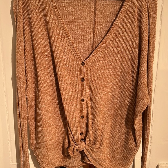 Urban Outfitters orange sweater - Picture 2 of 2